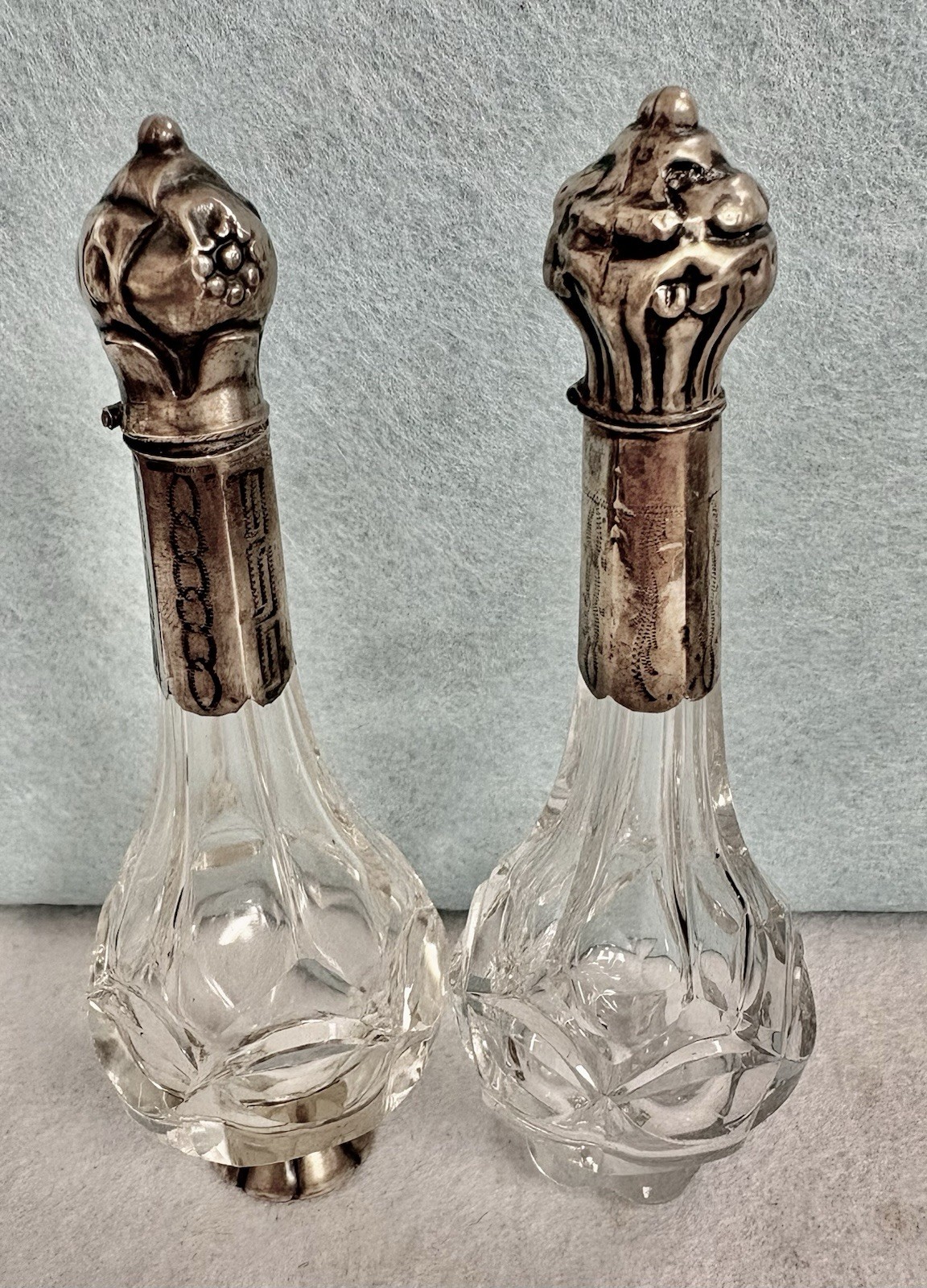 (2) ANTIQUE VICTORIAN ERA PERFUME SCENT BOTTLE CUT CRYSTAL WITH DUTCH SILVER LID