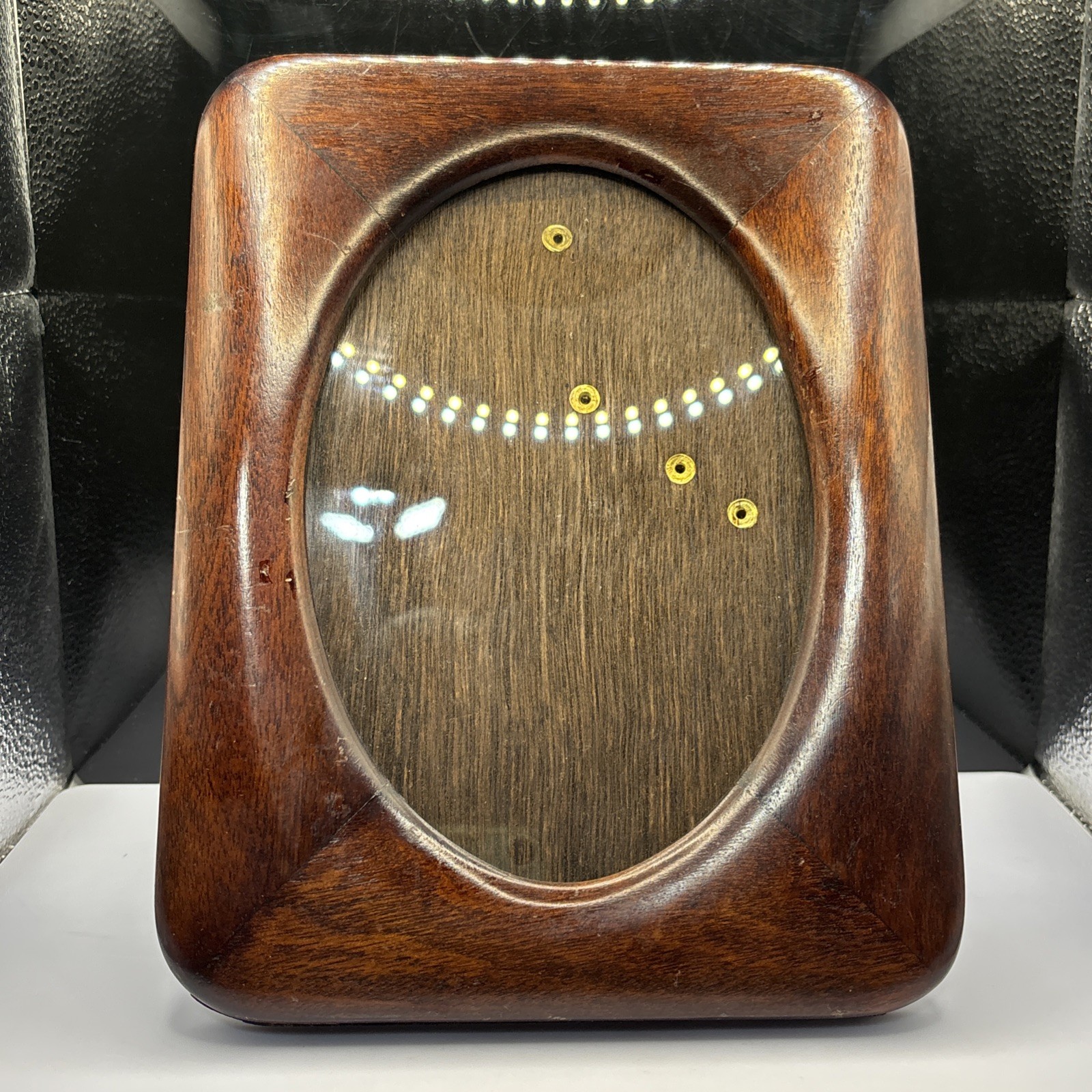 Vintage MCM RareWoods Oval 5x7 Wooden Picture Frame. 