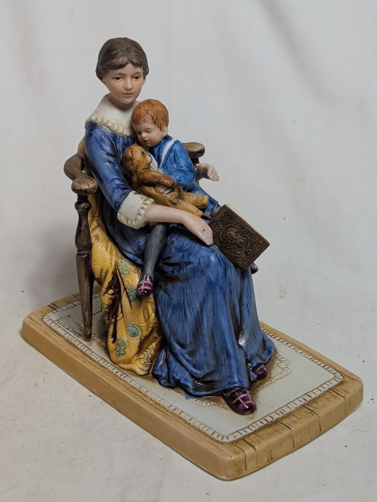 NORMAN ROCKWELL “BEDTIME” Figurine 1979 Mother And Child 