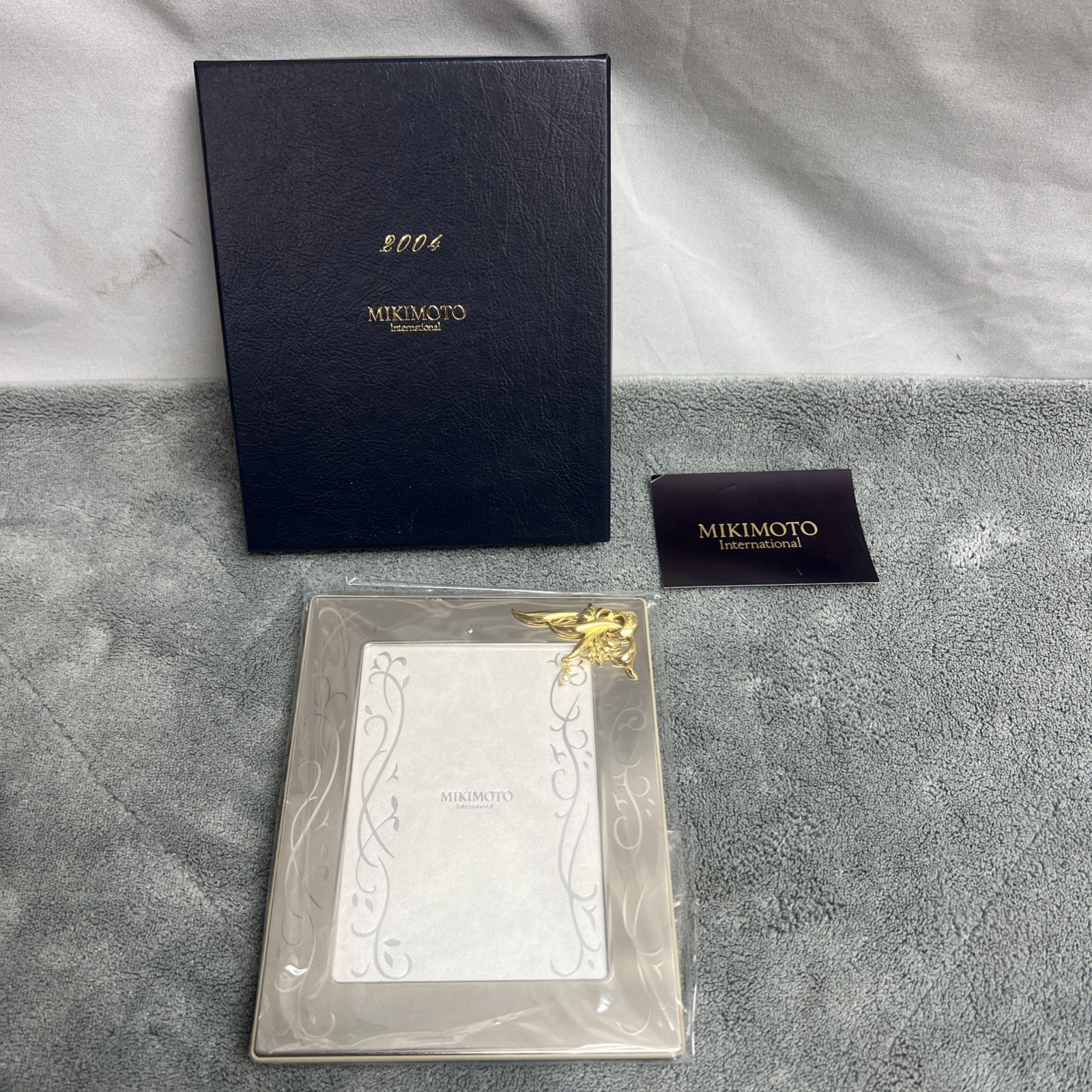 Mikimoto International Limited Edition 2004 Photo Frame Silver w/ Pearl