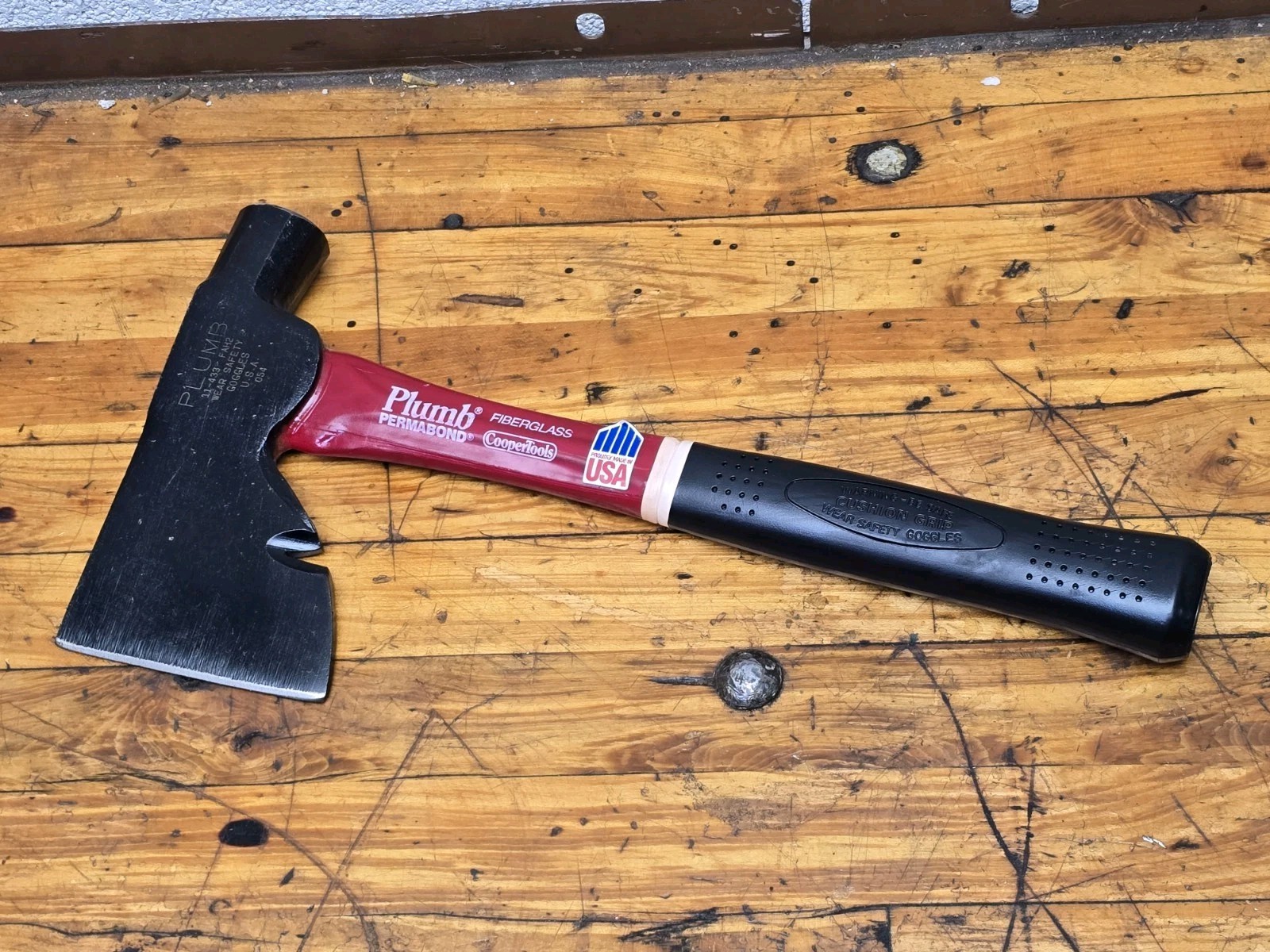 Vintage NOS Plumb Hatchet Carpenter Hammer Axe Permabond FAH2 11433 USA NEW