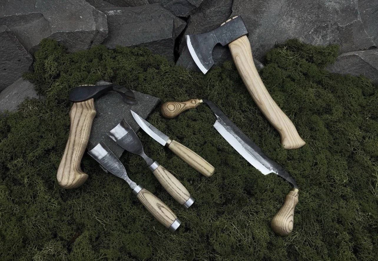 7Pcs Hand Forged Wood Carving Tools Set Woodworking Chisels Leather Roll Craft 