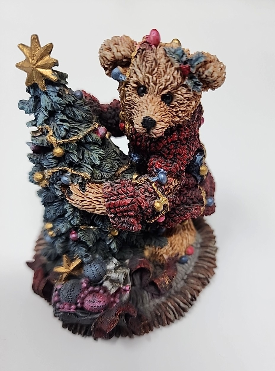 Boyds Bears The Holly’s Up, The House Is All Bright #2241 Plush Collectible Tree