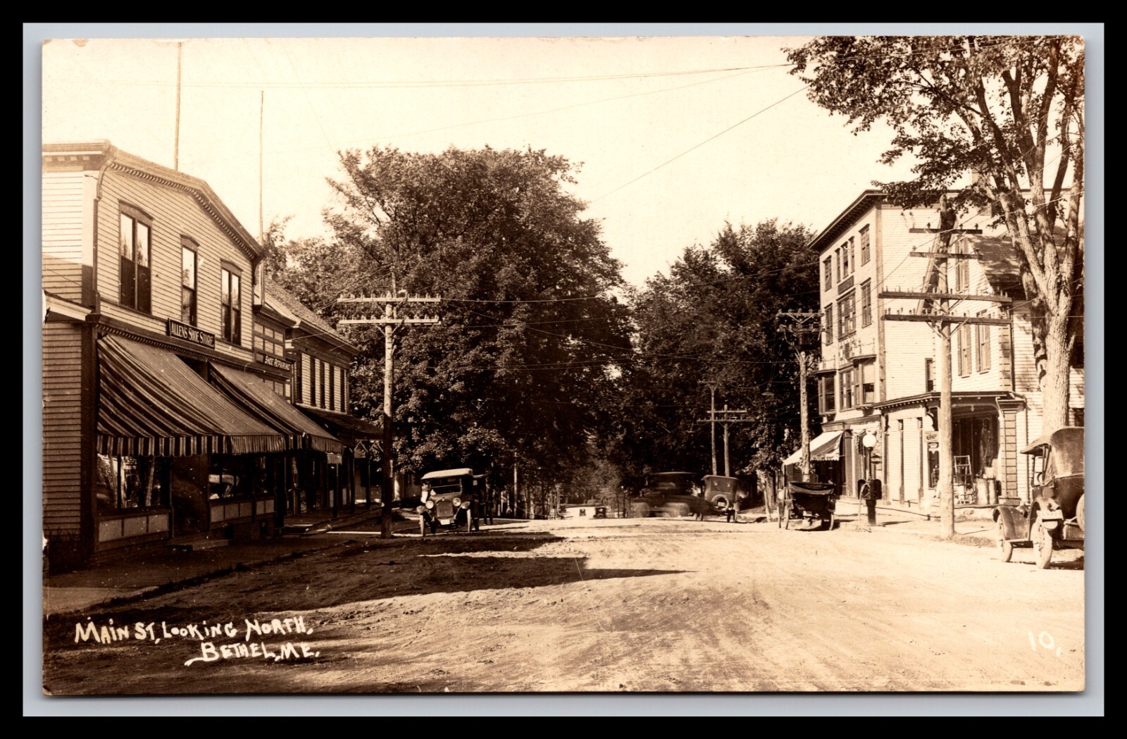 Post Card  Maine  RPPC A View Of Main Street Looking North - Bethel, ME 1922