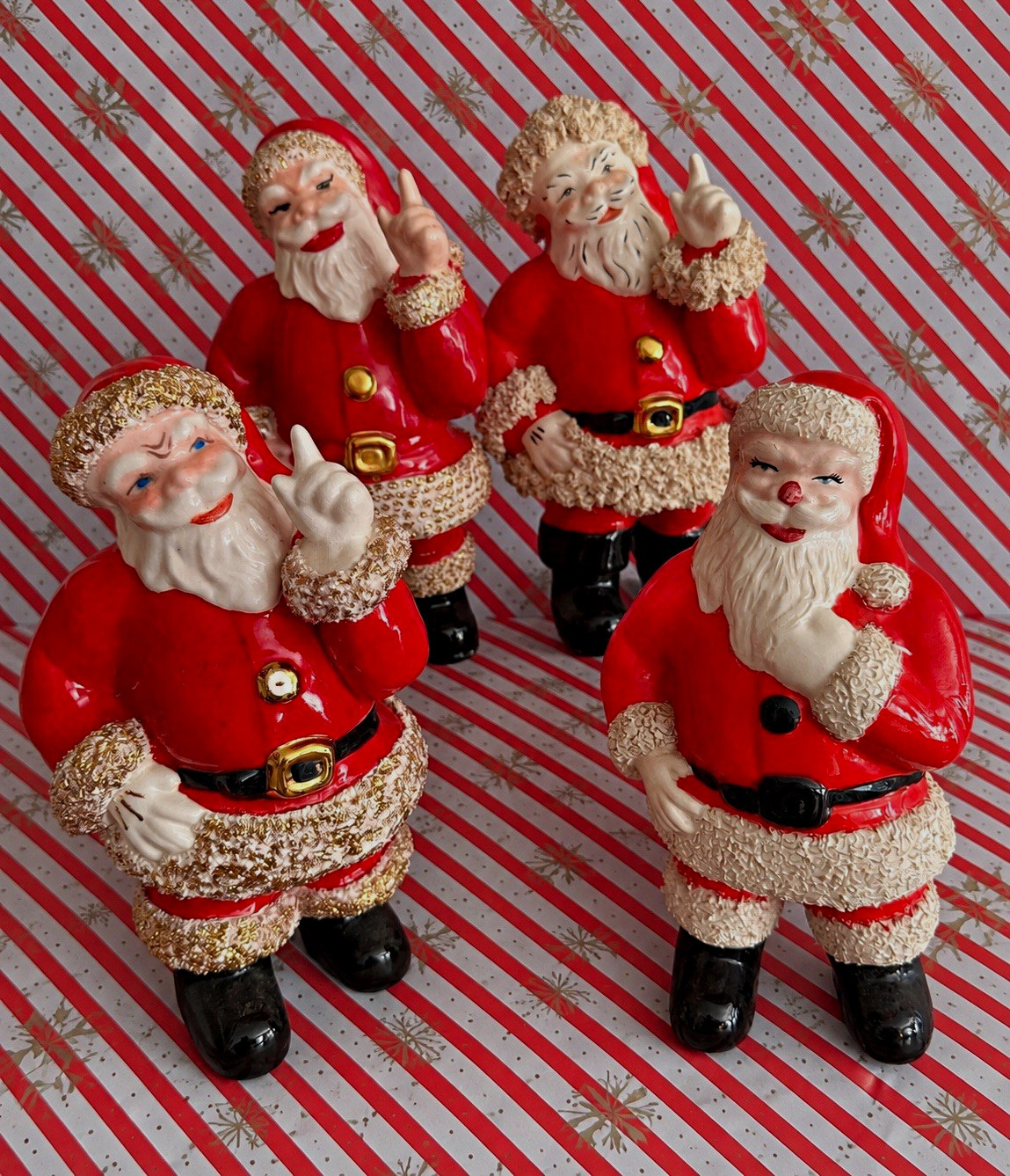 Vintage  Santa’s spaghetti trim large size set of 4