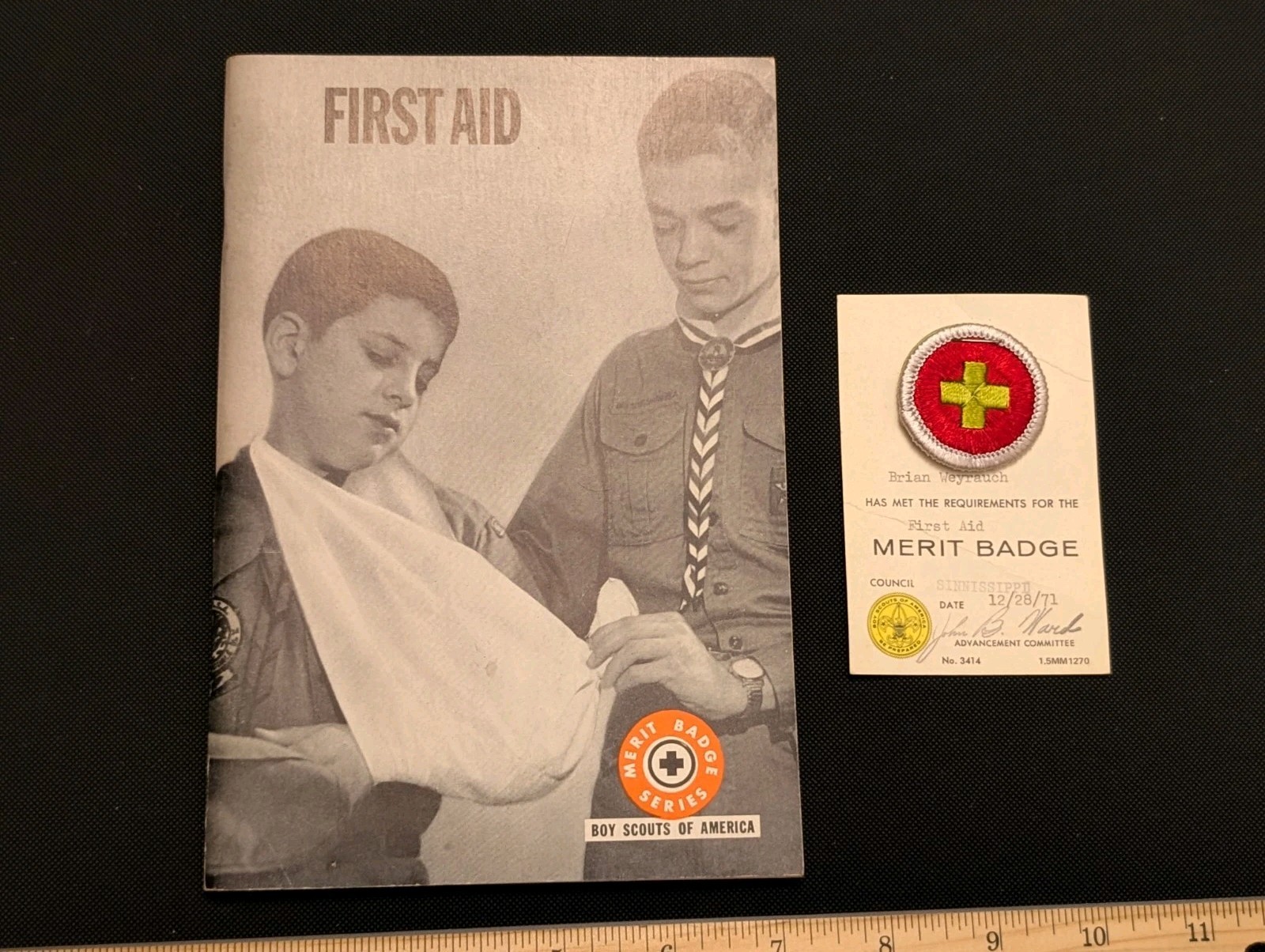 Vintage 1972 BSA Rifle and Shotgun Shooting Merit Badge, Card & Booklet Set