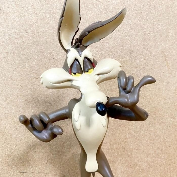 Looney Tunes Wile E. Coyote Figures Vintage Rare From JAPAN