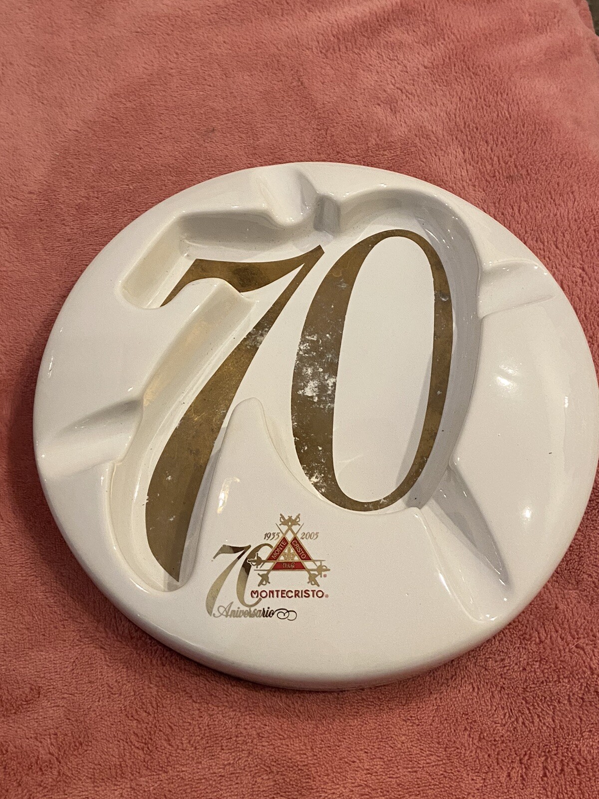 Montecristo Cigar Ashtray Ceramic 70th Anniversary 1935-2005 10¨x7.5¨