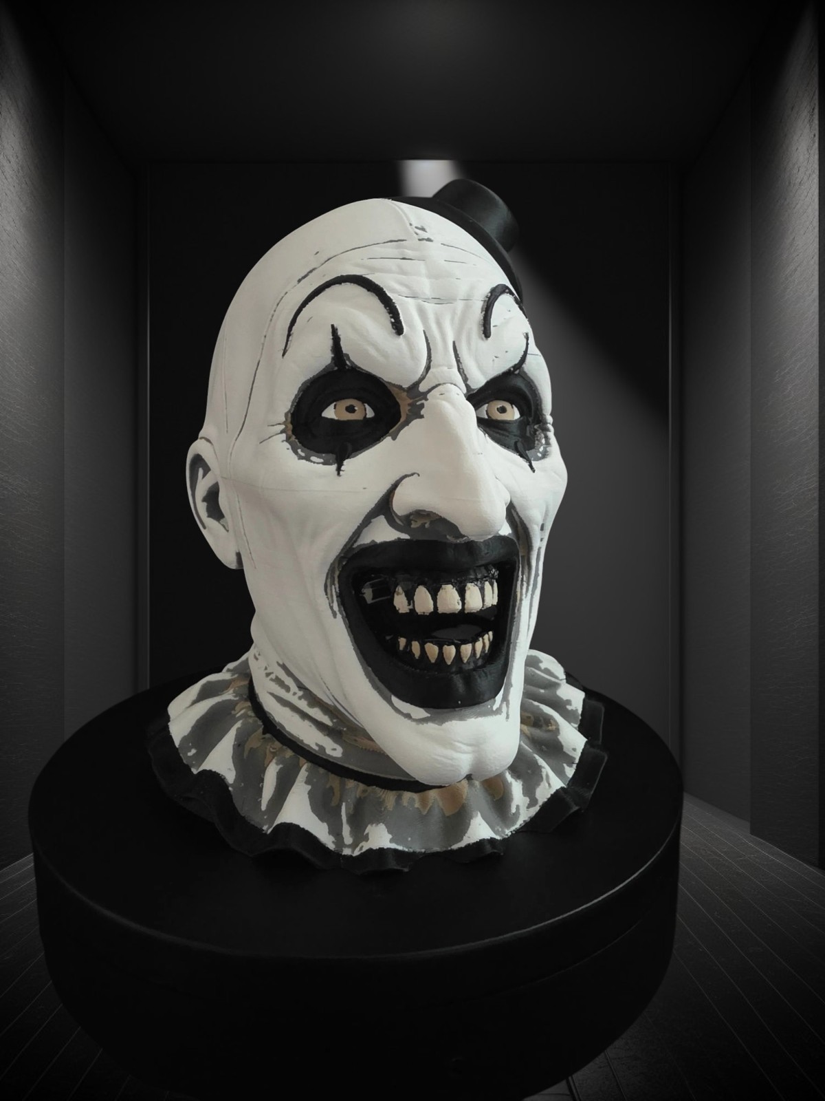 A chilling 3D printed bust of Art the Clown