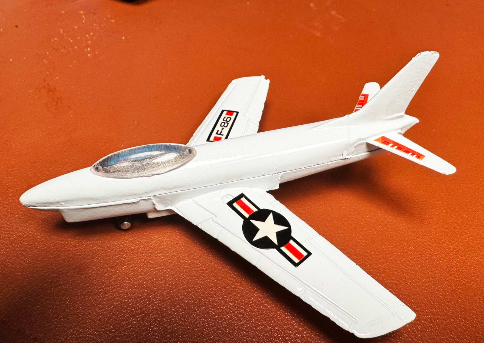 Cragstan Wild wings - F-86 Sabre Jet