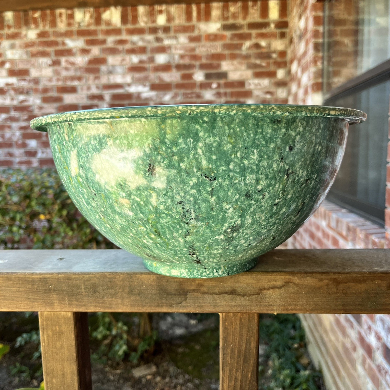 Vintage Texas Ware Melamine confetti bowl  green Multicolor. 