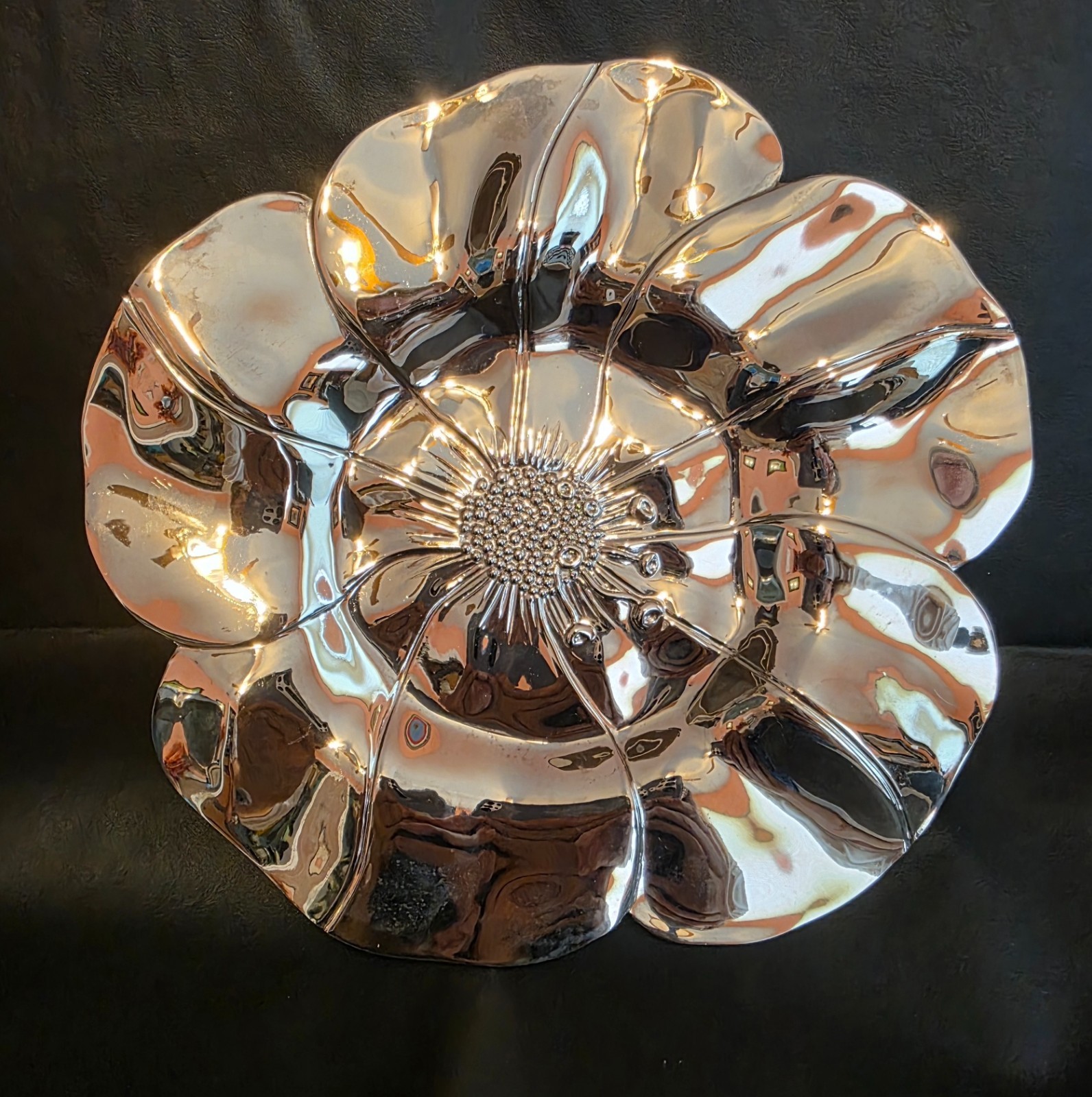 Vtg 1994 silver-plated poppy flower trinket dish by International Silver Company Vtg 1994 silver-plated poppy flower trinket dish by International Silver Company