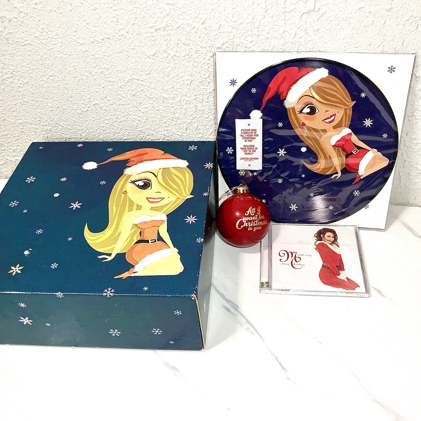  Mariah Carey’s Holiday 
