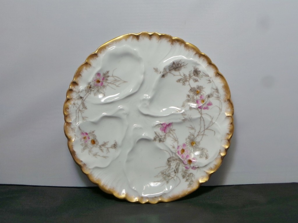 Oyster Plate Haviland Limoges Floral Gold Trim Marked 7 3/4 Inches Tall