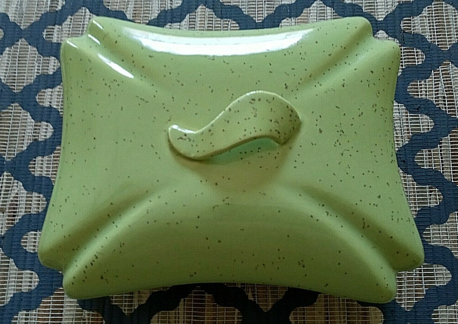 Vintage 50\'s Light Green Ceramic Whatnot Candy Dish 8\