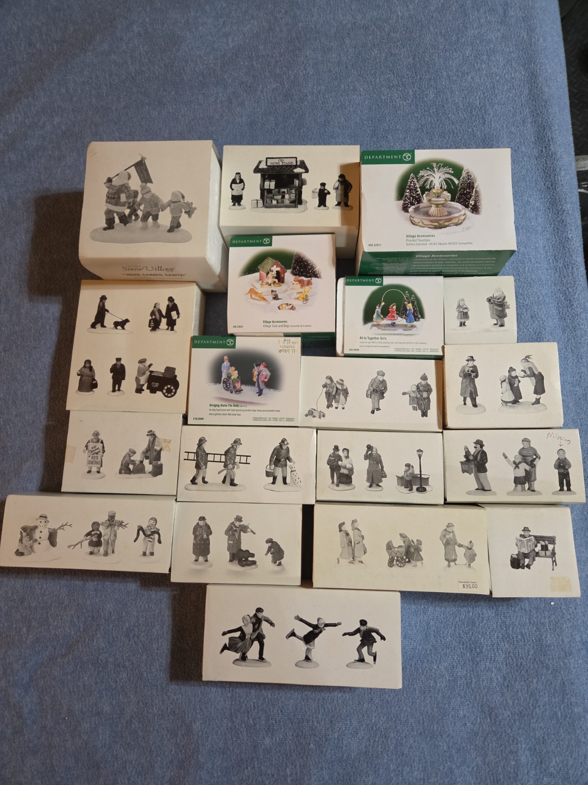 Dept 56 Christmas In The City Lot 19 Vintage Snow Village Accessories Boxed 