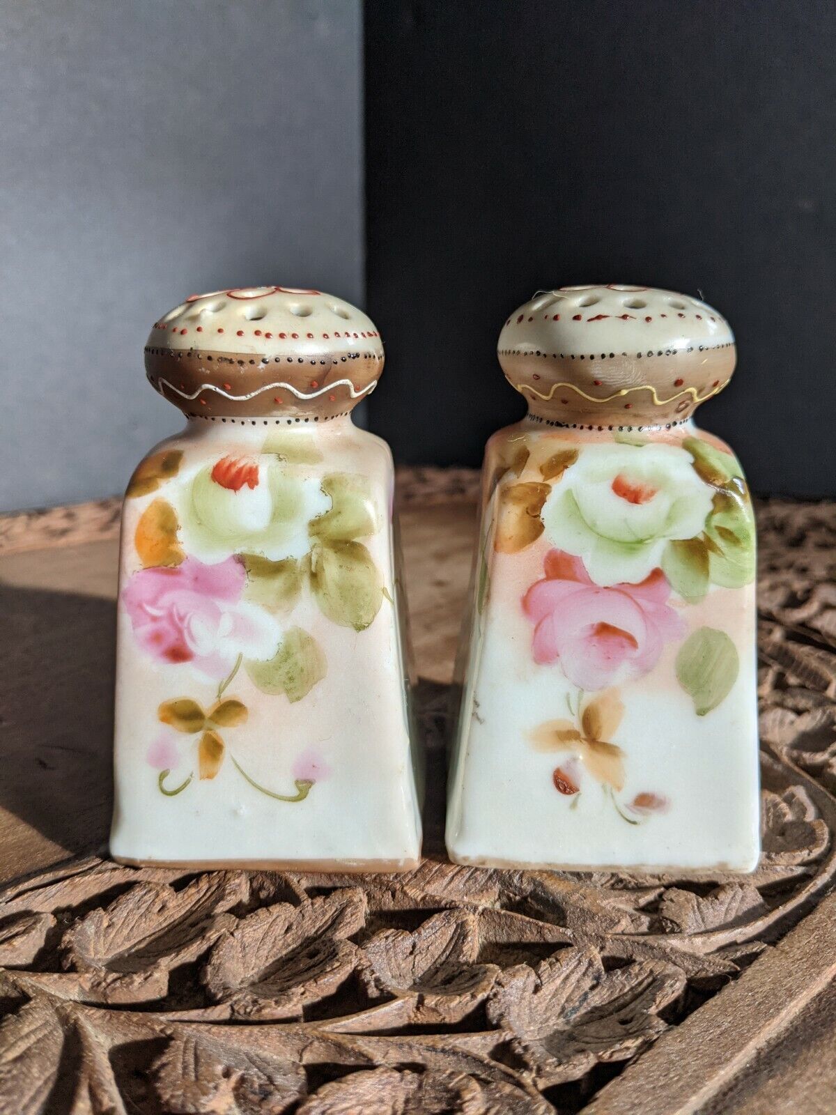 Antique Nippon Salt & Pepper Shakers Hand Painted Stippled flowers Victorian
