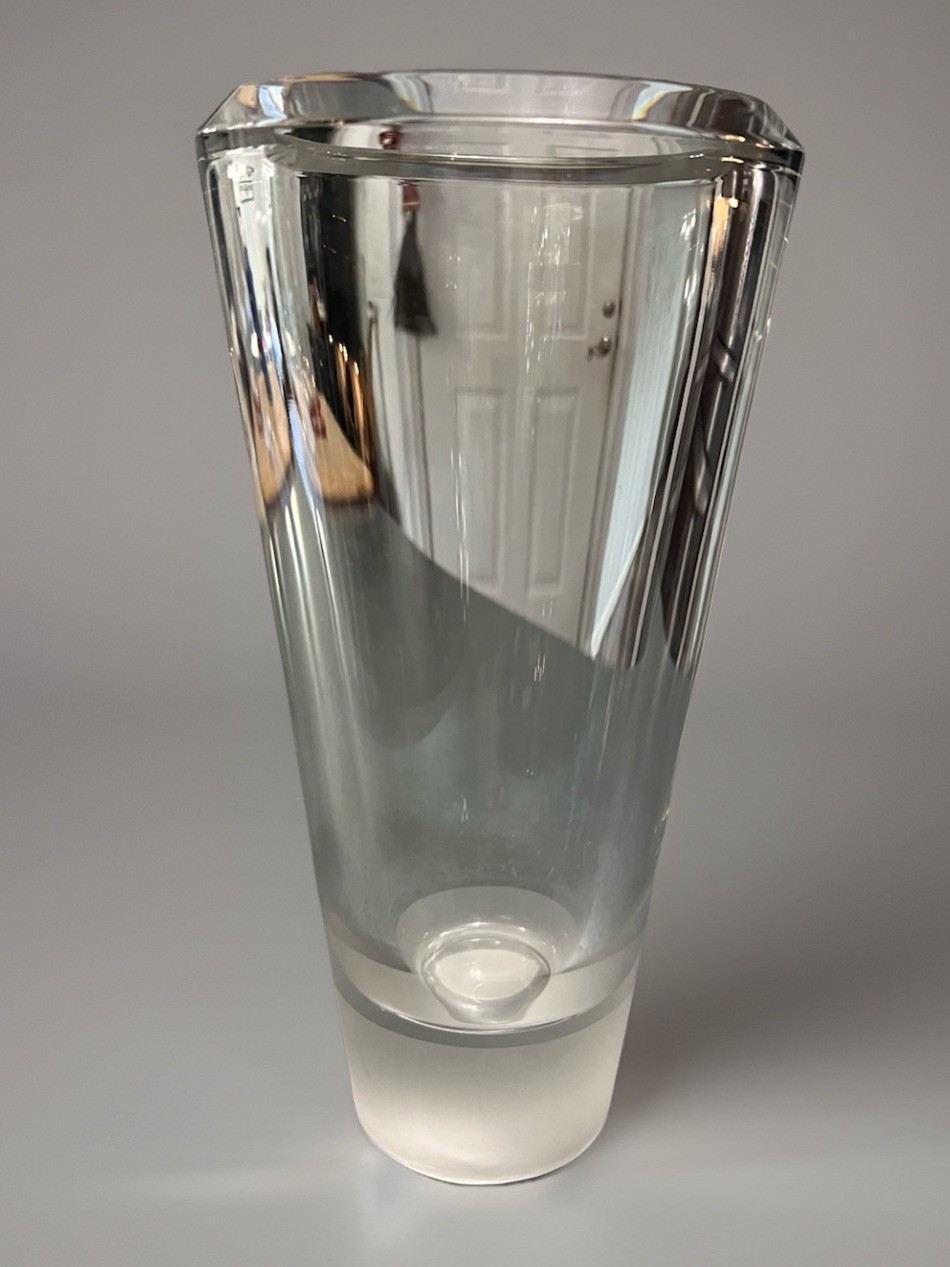 Vera Wang Wedgwood Illusion Crystal Vase, Germany, Heavy Thick, Frosted Base