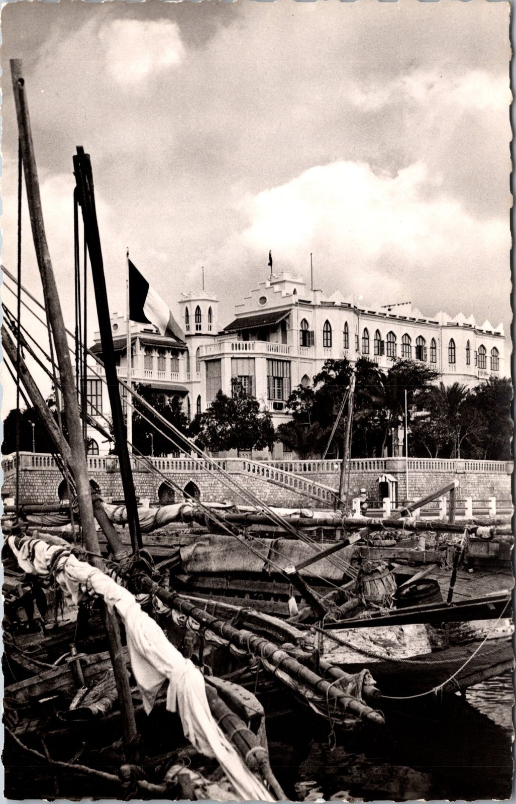 Vintage Djibouti Palais du Gouverneur Postcard Photographie Véritable B78