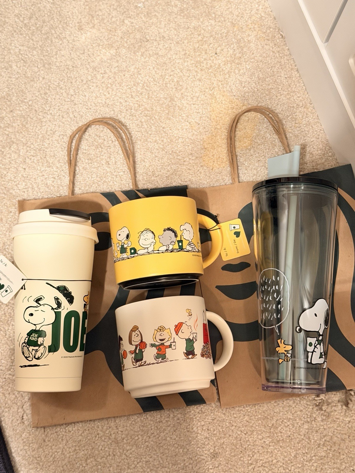 New Starbucks x Peanuts Snoopy tumblers, mugs set of 4