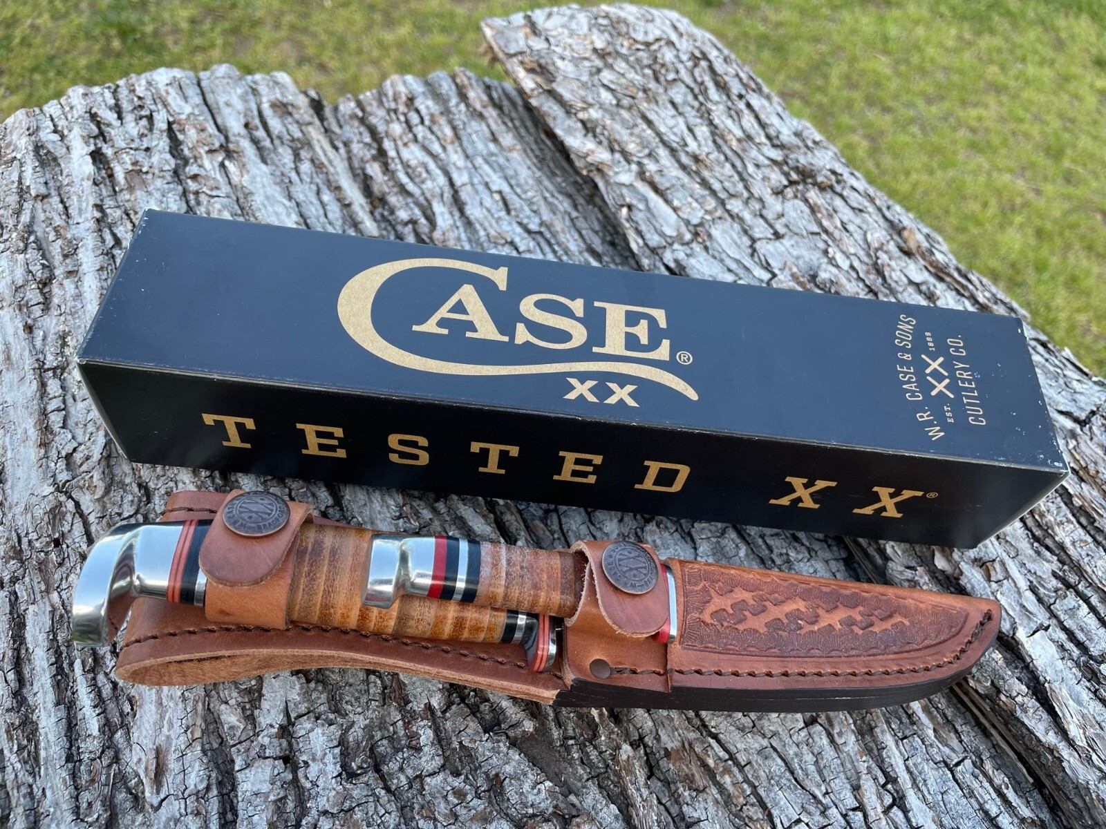 CASE XX *a 2025TWO KNIFE SET TWIN FINN W/LEATHER SHEATH KNIFE KNIVES