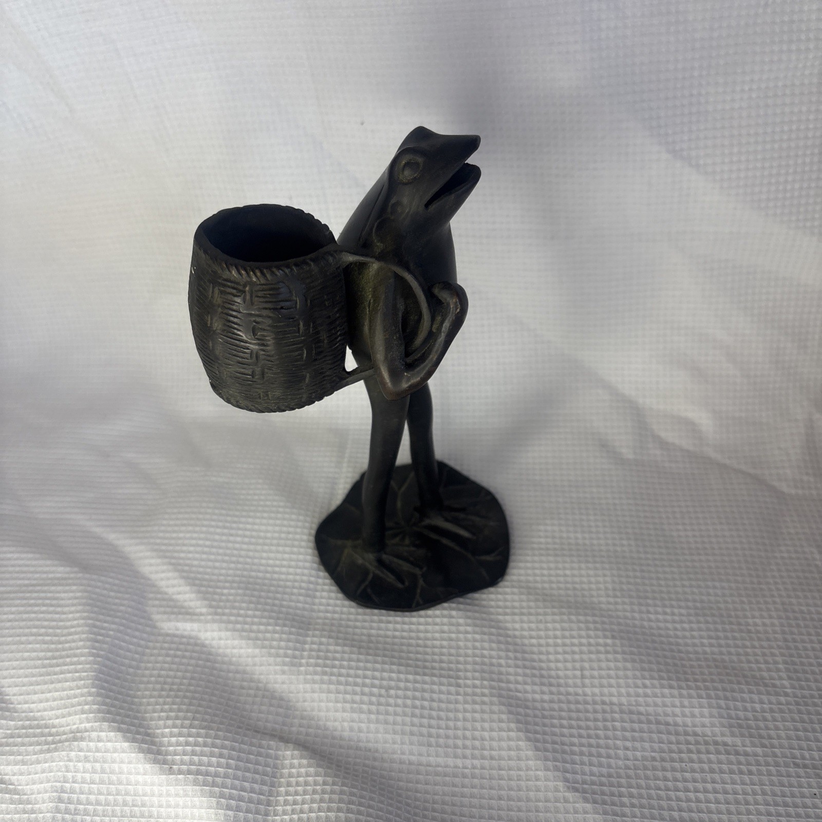 Vintage Bronze Metal Frog Spill Holder Vase Figurine With Basket Beautiful 🤩