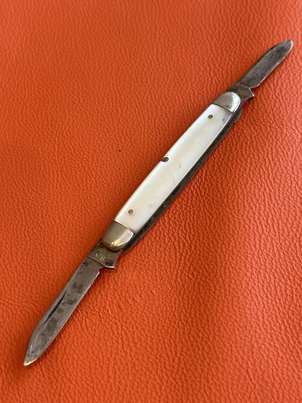 Antique O.R.O. CO CHGO Mother of Pearl Pen Knife 2 Blade Pocket Knife 1905-1920