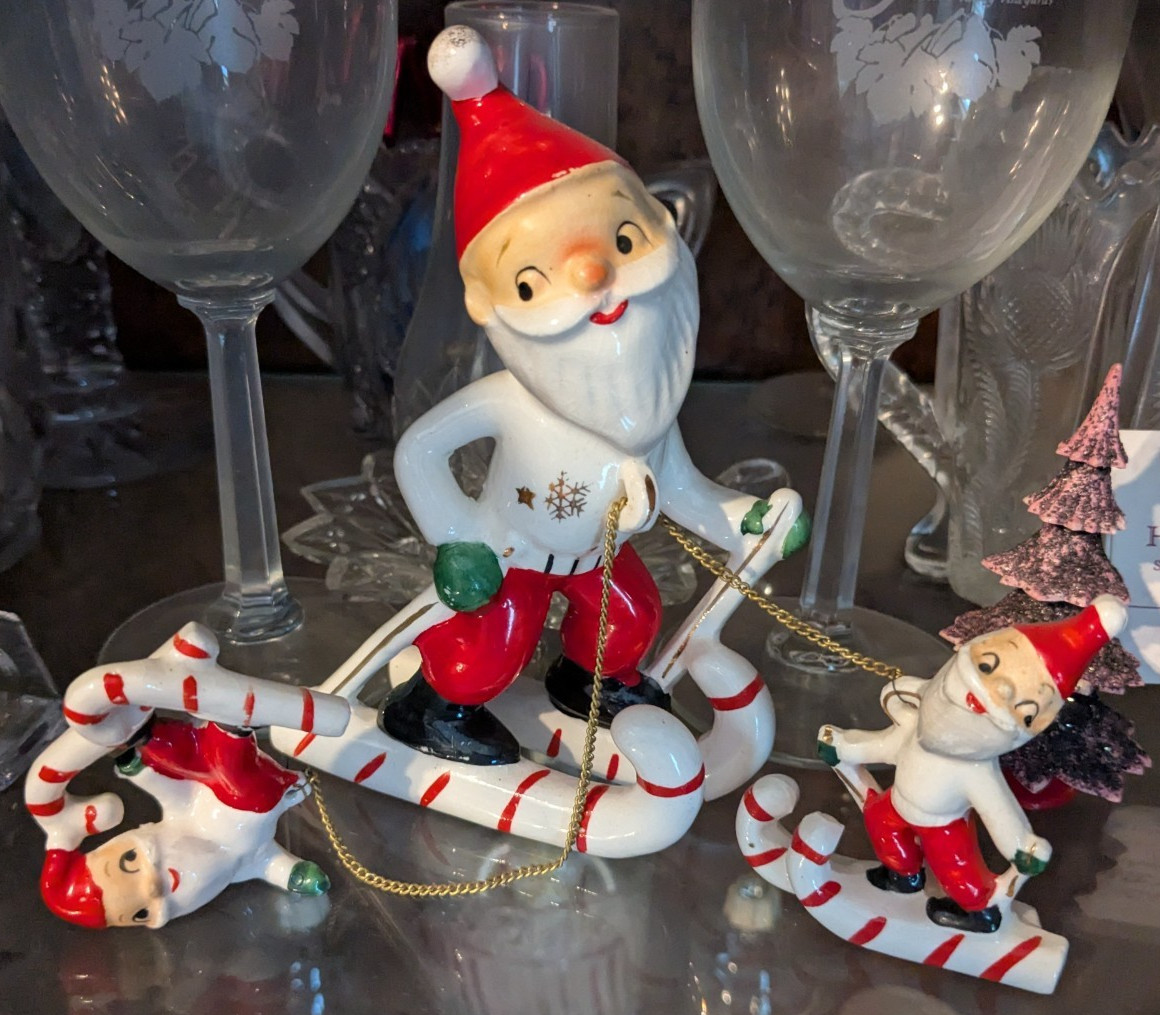 Vintage Holt Howard Japan Santa Trio Chained Skiing 1950’s Ceramic Christmas MCM