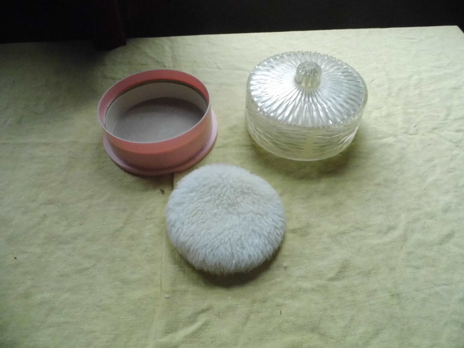 Vintage Pink Powder Puff Box, 1950s Celebrity Inc Lucite Vanity Jar Powder Box