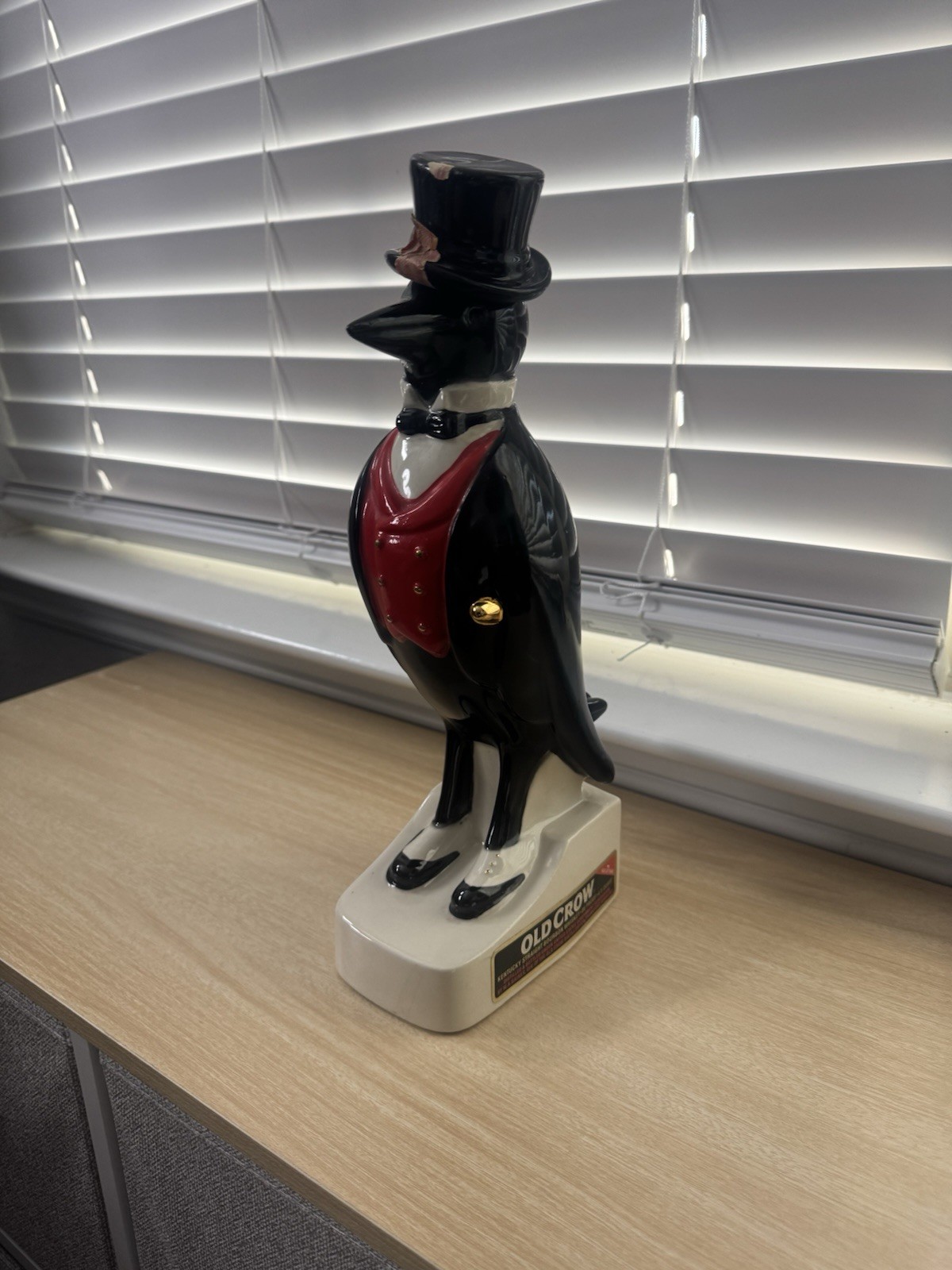 Vintage Royal Doulton Promotional Whiskey Decanter Old Crow