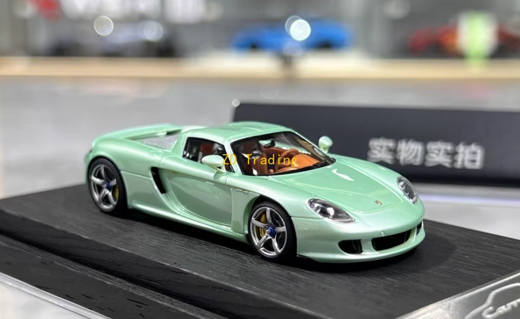 Deepmaker 1:64 Green Carrera GT Sports Model Diecast Resin Car