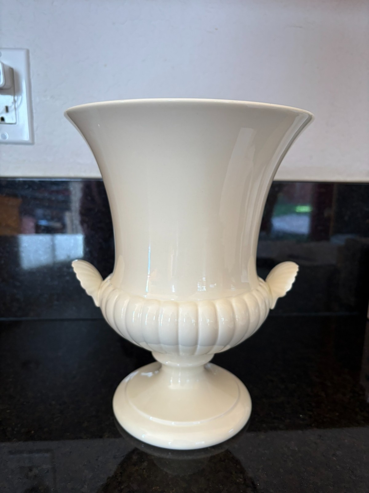 Vintage Wedgwood Queensware White 9 1/2\