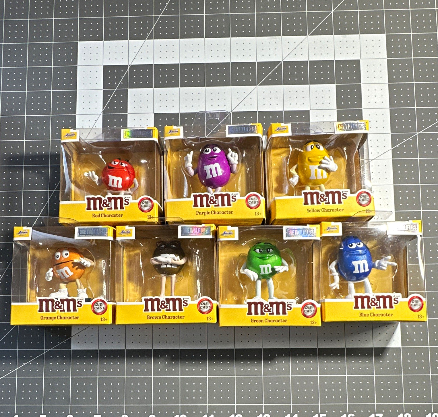 M&M\'s Metalfigs Die-Cast Metal Character Complete Collection set of 7 RARE NEW