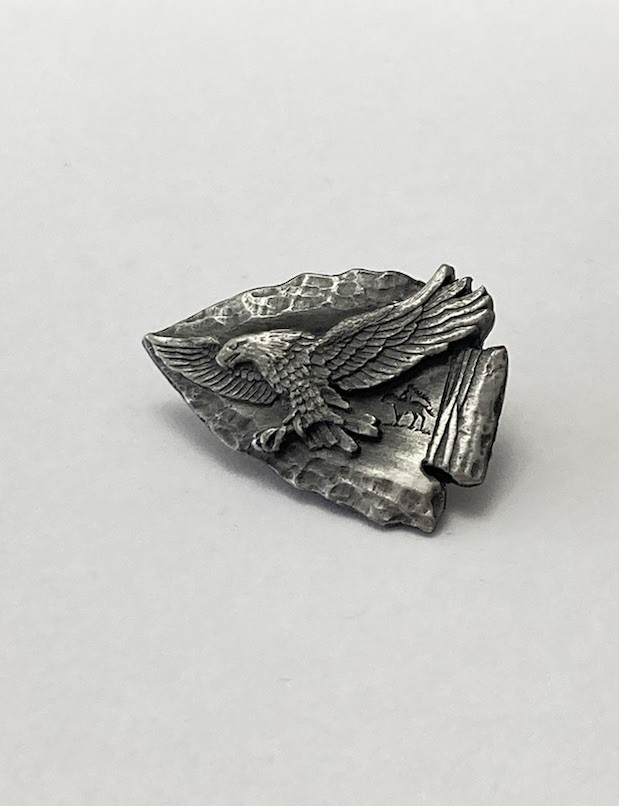 Vintage Siskiyou Buckle Company Arrowhead Shaped Eagle Pewter Pin Vintage Siskiyou Buckle Company Arrowhead Shaped Eagle Pewter Pin