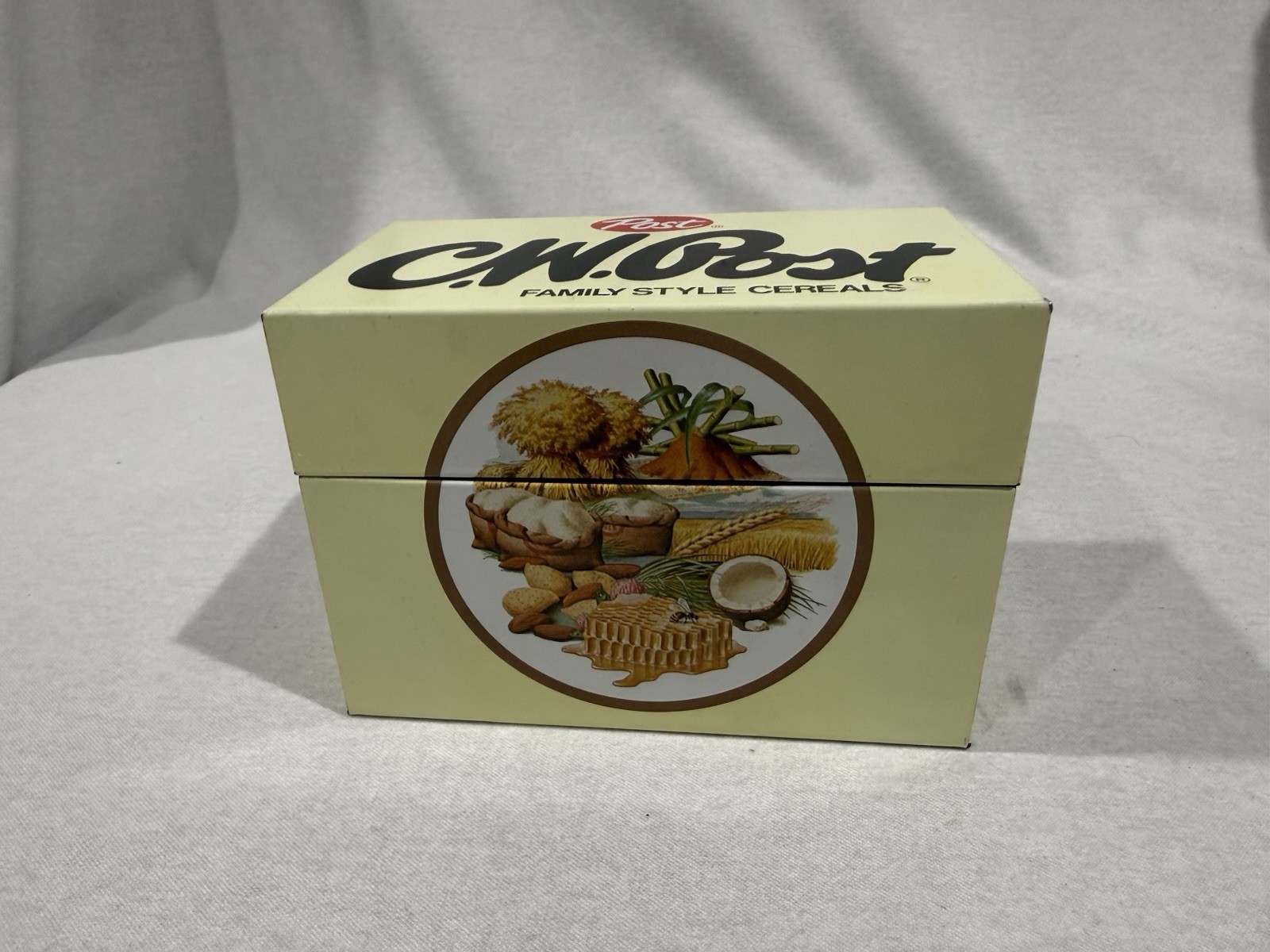 Vintage C.W. Post Cereal Metal Tin Recipe Box w/ Dividers and Recipe Cards
