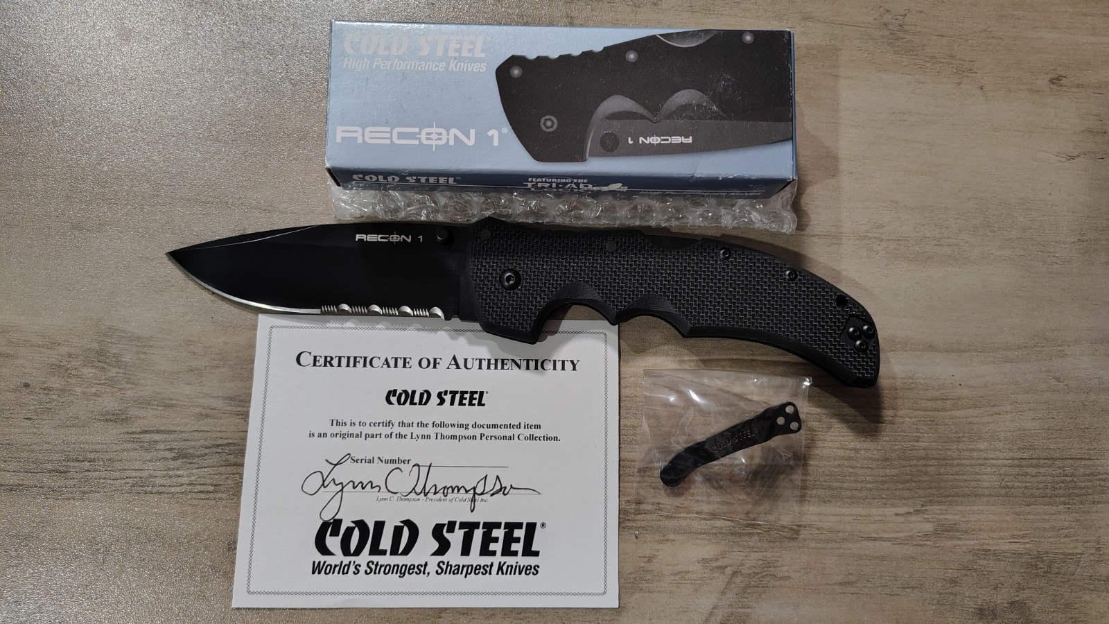 REAL Cold Steel Recon 1 Spear Point 1/2 Serr DLC XHP rare 1st Run -w- Signed COA