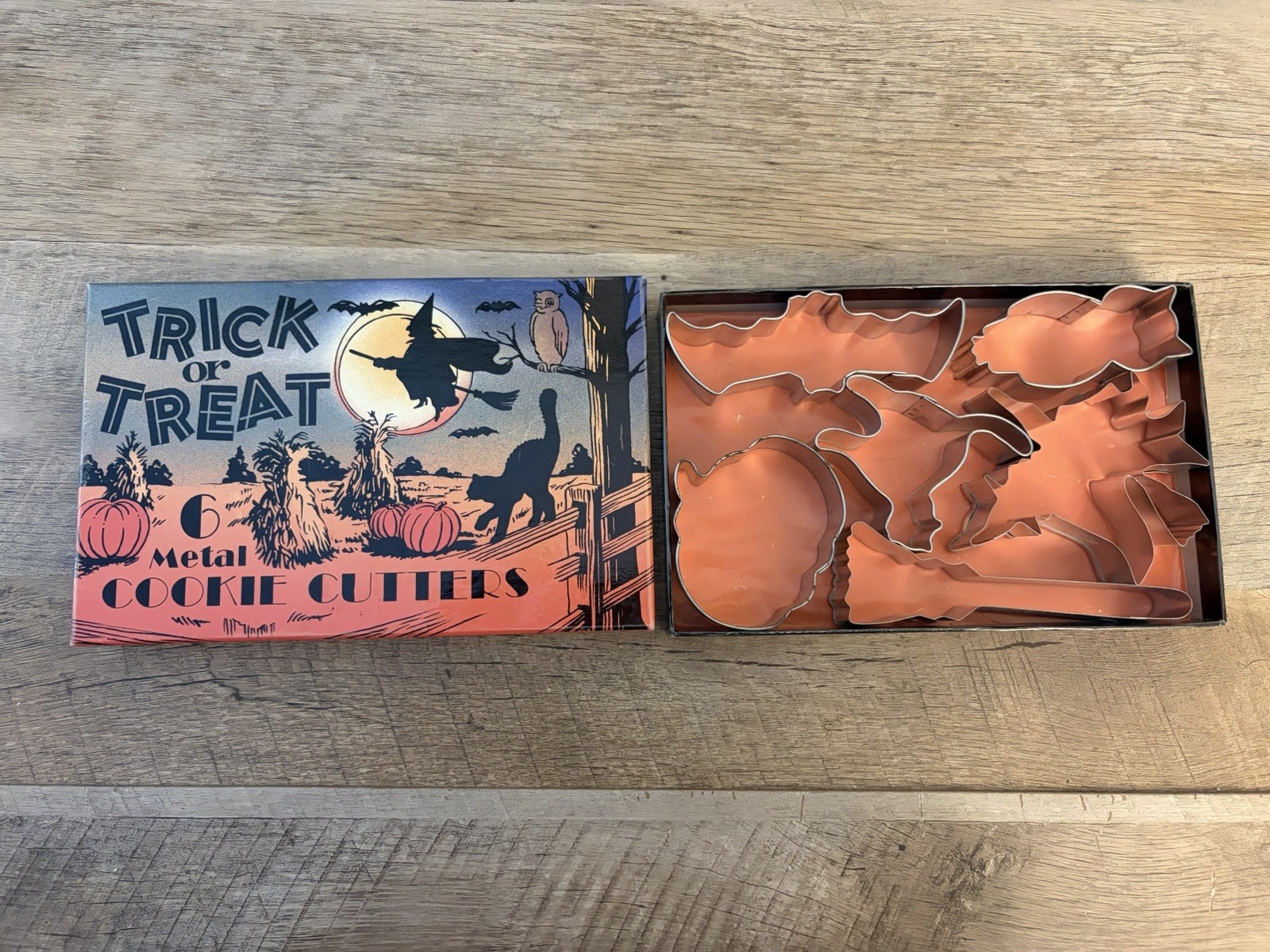 Vintage 2002 Metal Halloween Trick or Treat Cookie Cutter Set Of 6