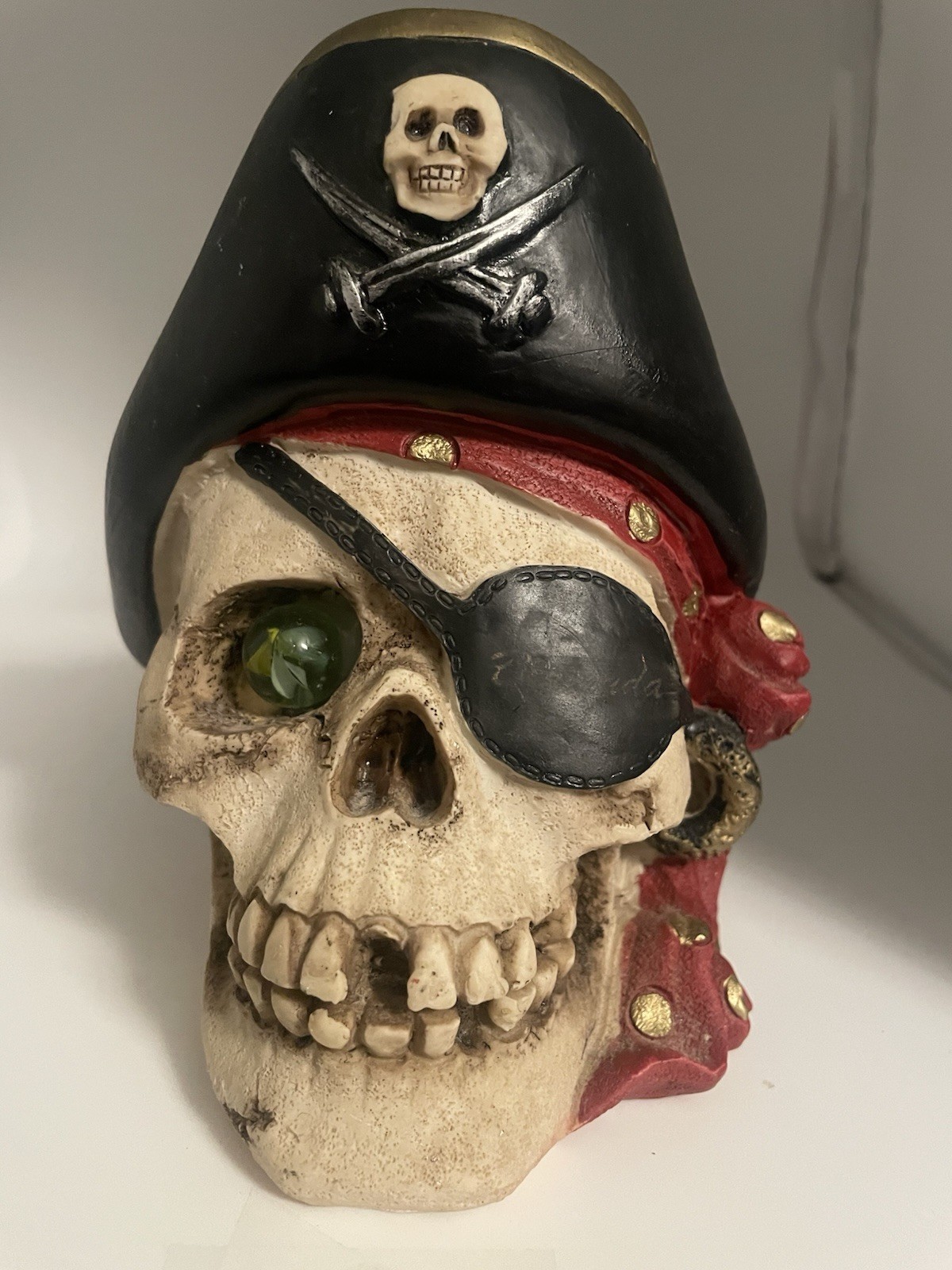 Pirate Captain Skull Coin Piggy Bank Spooky Halloween Decor (Open With Stopper)