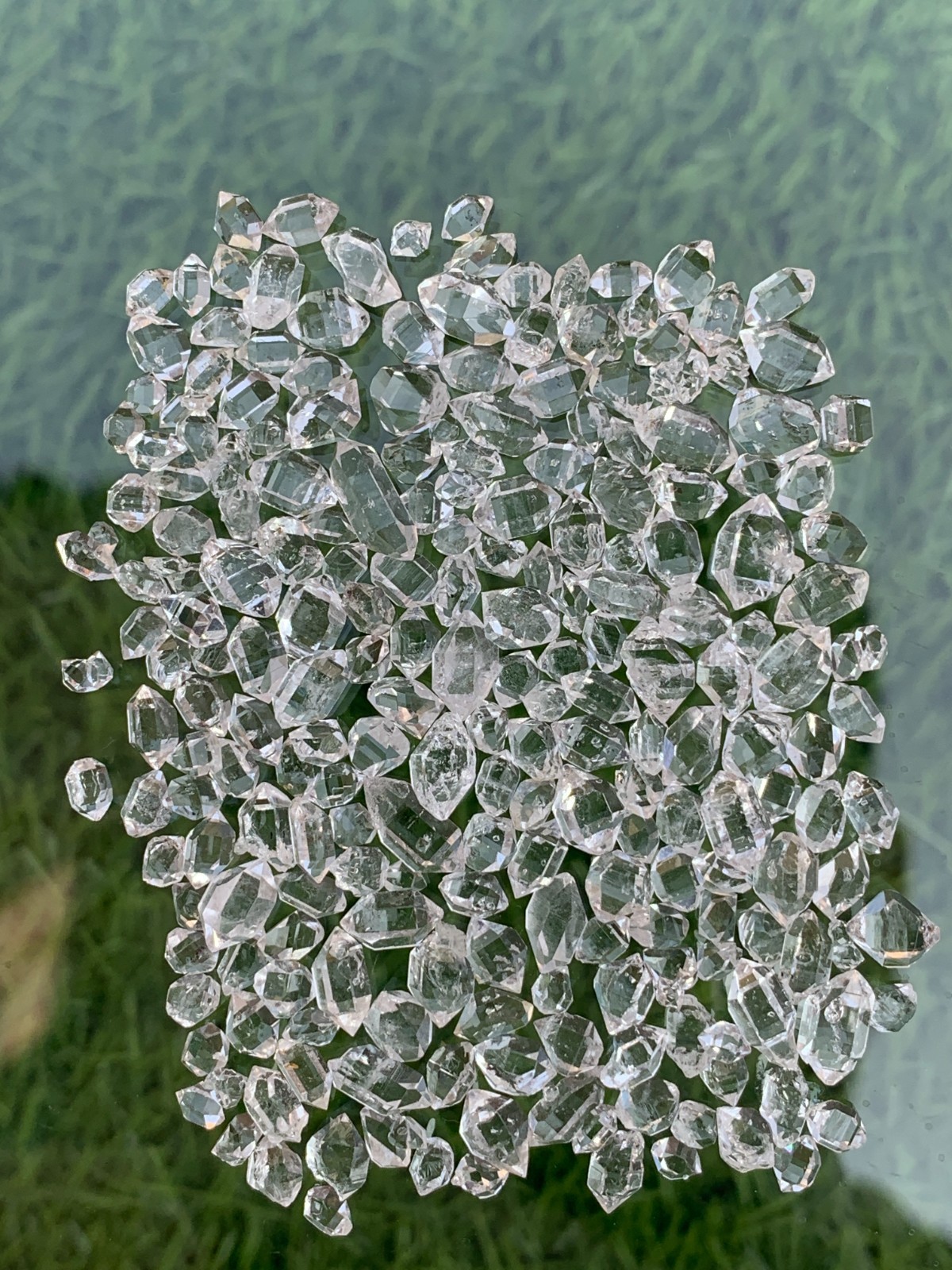 140g Diamond Quartz Crystal Lot Double Terminated Herkimer Style 2–10mm SKU395