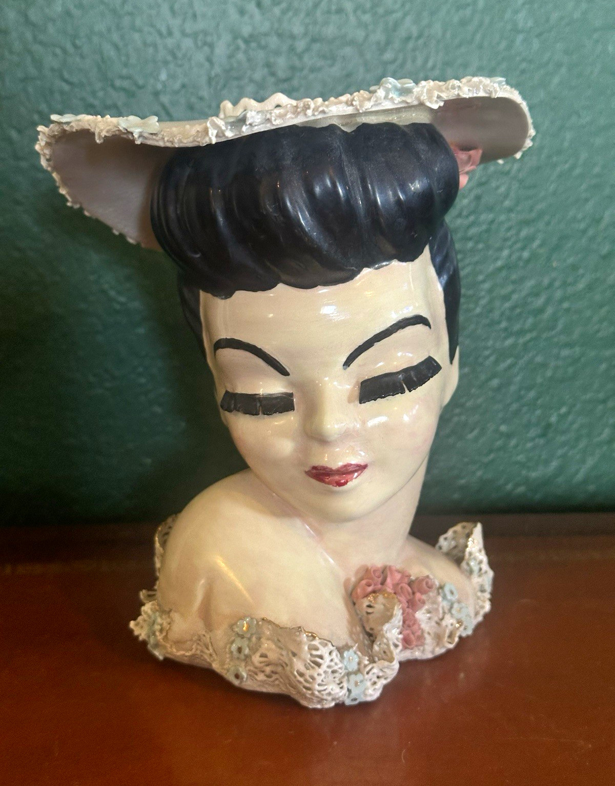 Vintage Ceramic Lady Head Vase Figurine Hat & Lace Trim Hand Painted Glossy