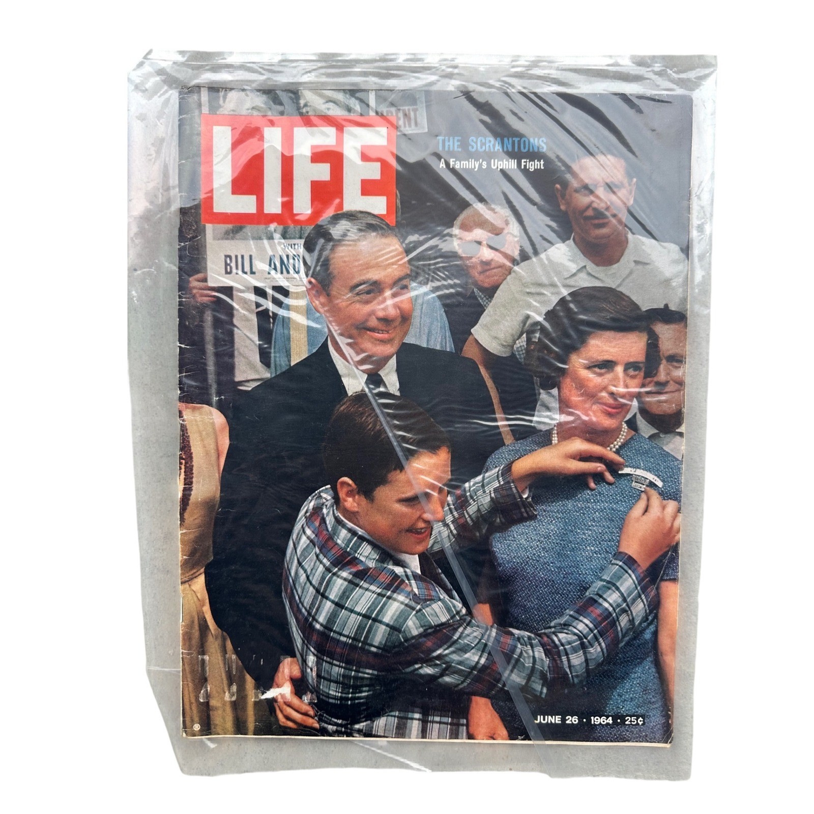 Vintage LIFE Magazine June 26 1964 The Scrantons Philip Morris Cigarette Ad