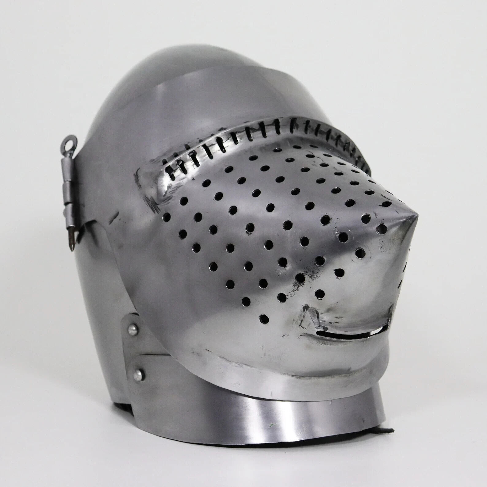 Medieval Pigface Fully Functional, 20 Gauge Steel Head Armor, Battle Ready Helme