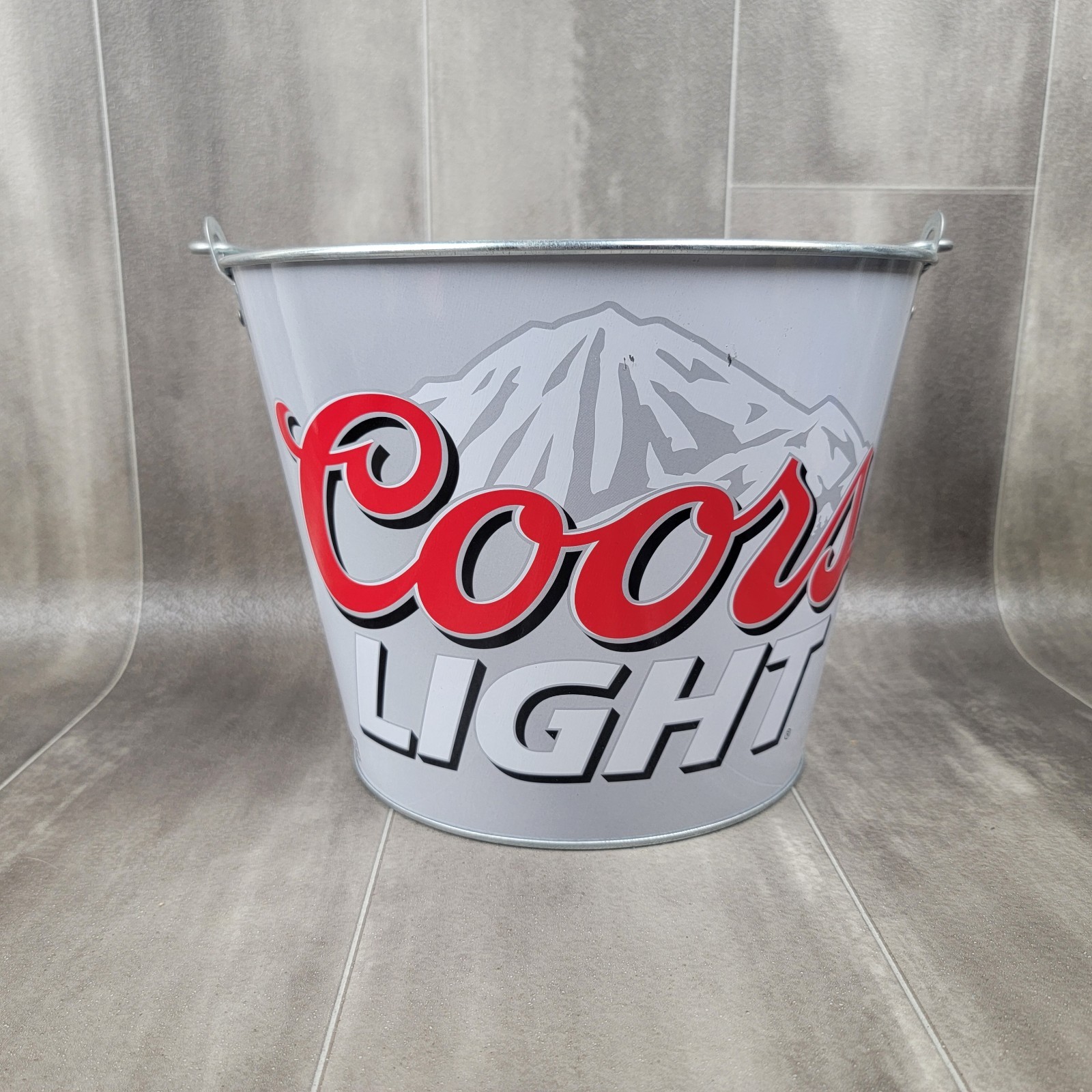 Coors Light Mountains 5 Quart Metal Galvanized Ice Bucket Gray Old Label 