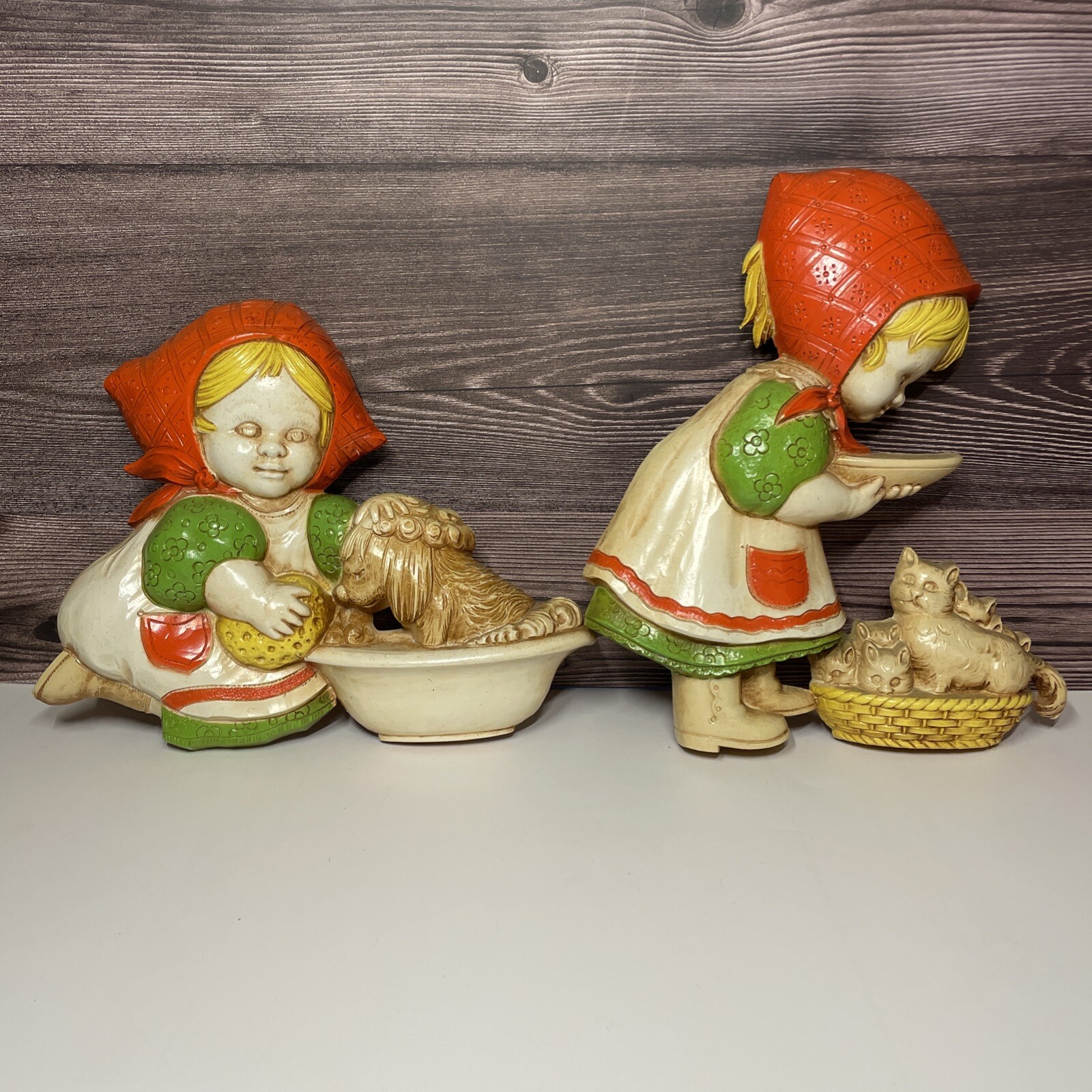 MCM HOMCO Kitchen Wall plaque set Girl with Basket kittens & Puppy Dog Set 1977