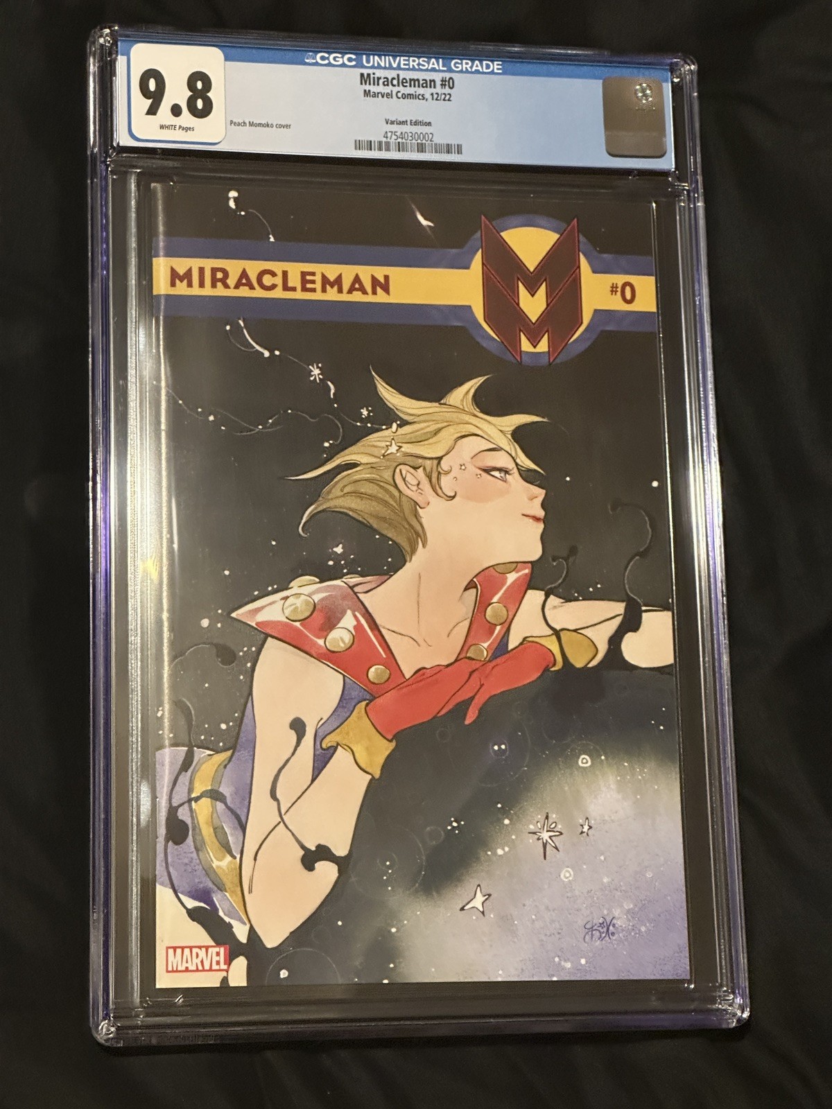 Miracleman #0 Peach Momoko 1:200 Variant Cover CGC Blue Label 9.8 Marvel Pop. 17 Miracleman #0 Peach Momoko 1:200 Variant Cover CGC Blue Label 9.8 Marvel Pop. 17