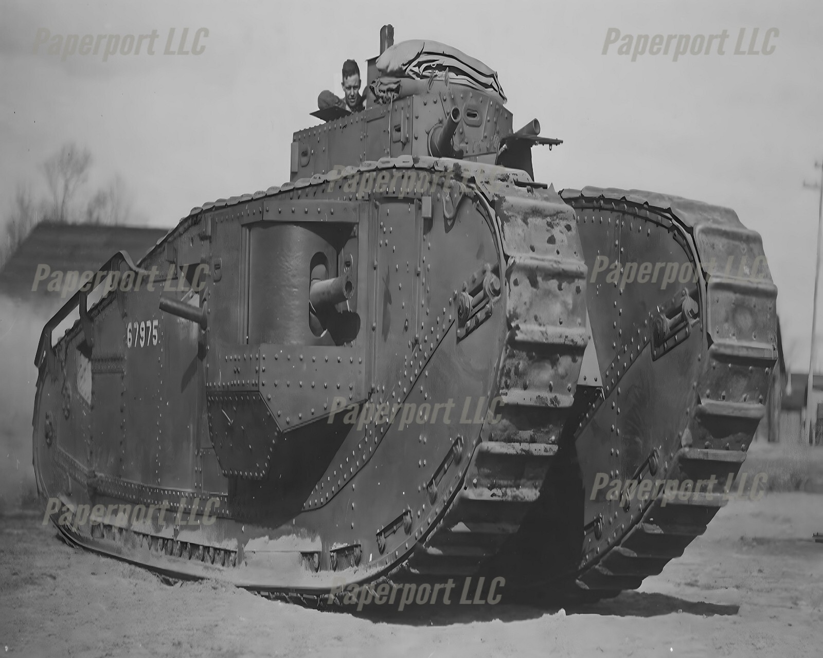WW 1 Tank 8x10 Photo WW 1 Tank 8x10 Photo