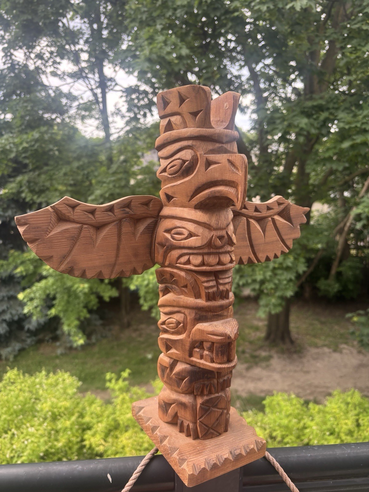Bill Kuhnley Northwest Coast Totem Pole