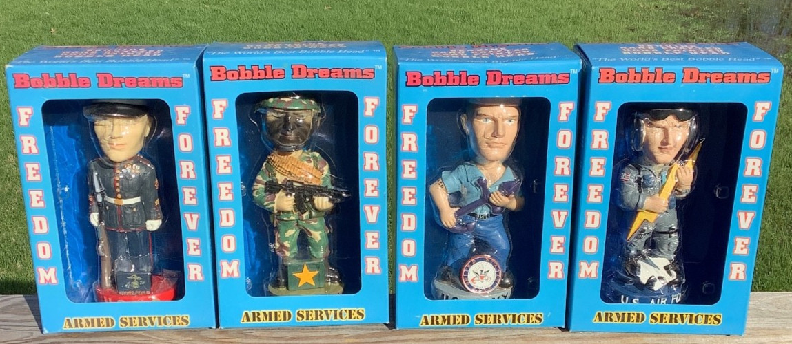 Bobble Dreams United States of America Army, Air Force + Bobblehead Set of 4 -up