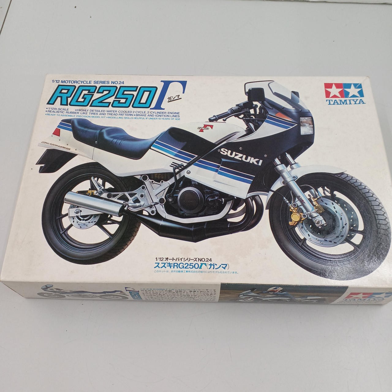 TAMIYA Suzuki RG250Γ 1/12 No.24 TAMIYA Suzuki RG250Γ 1/12 No.24