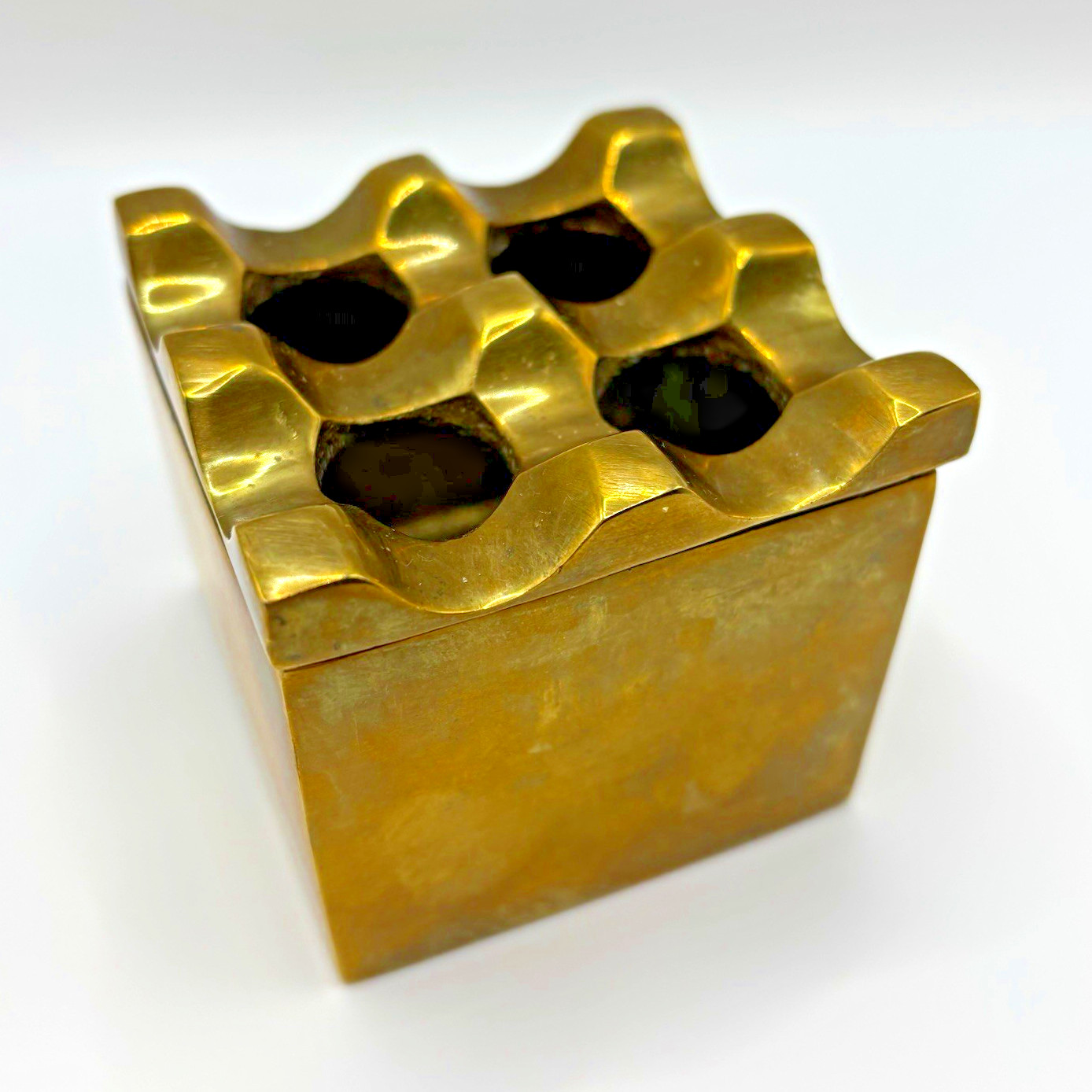 Ultima VTG 1970’s Brass Ash Tray Trinket Box Paper Weight Sweden Collectible Ultima VTG 1970’s Brass Ash Tray Trinket Box Paper Weight Sweden Collectible